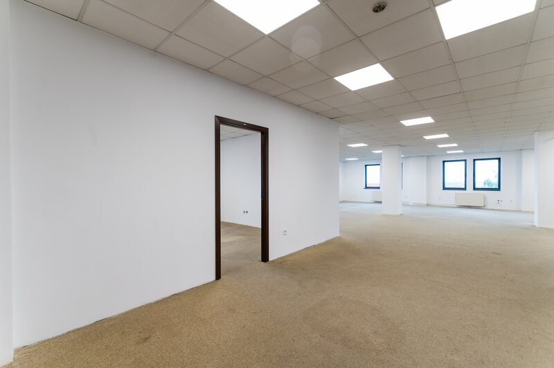 Atomistilor, Magurele de inchiriat spatii de birouri, finisate, 30-400 mp.